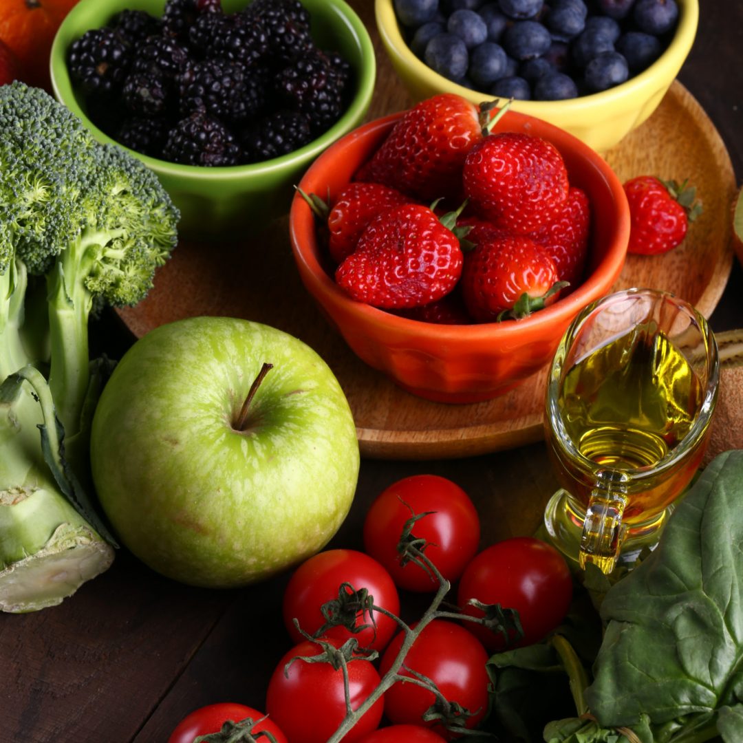 berries fruits vegetables for a healthy diet